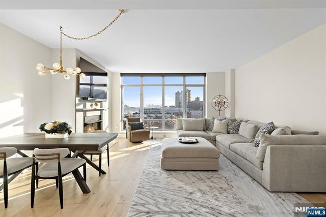 8100 River Road 816, North Bergen, NJ 07047