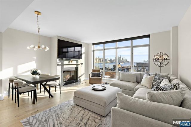 8100 River Road 816, North Bergen, NJ 07047