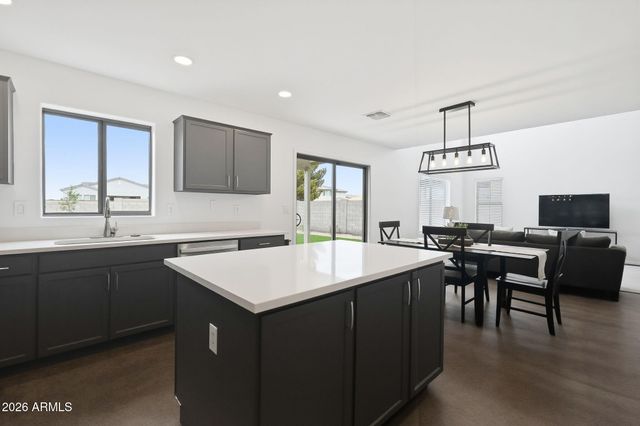 462 E CHRISTOPHER Street, San Tan Valley, AZ 85140