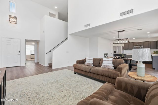 462 E CHRISTOPHER Street, San Tan Valley, AZ 85140