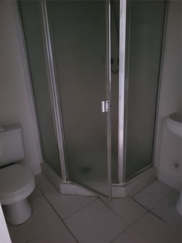 4805 NW 35th Street 416, Lauderdale Lakes, FL 33319