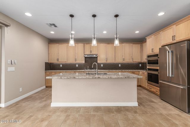 39725 N HAILEY Lane, San Tan Valley, AZ 85140