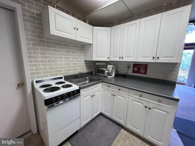 444 DEER MEADOW DR, Strasburg, VA 22657