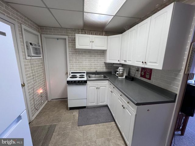 444 DEER MEADOW DR, Strasburg, VA 22657