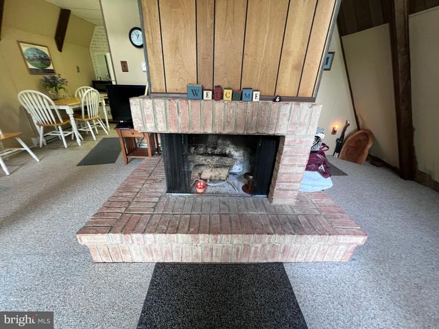 444 DEER MEADOW DR, Strasburg, VA 22657