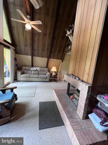 444 DEER MEADOW DR, Strasburg, VA 22657