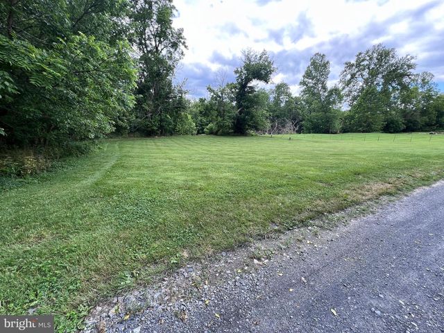 444 DEER MEADOW DR, Strasburg, VA 22657