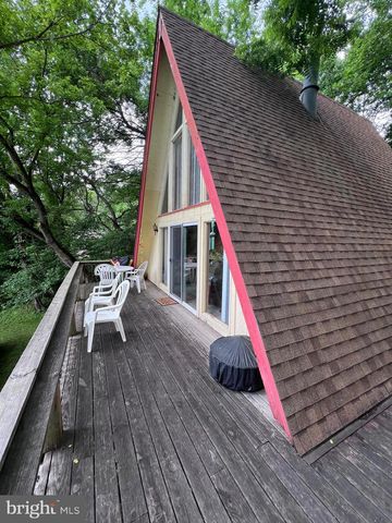 444 DEER MEADOW DR, Strasburg, VA 22657