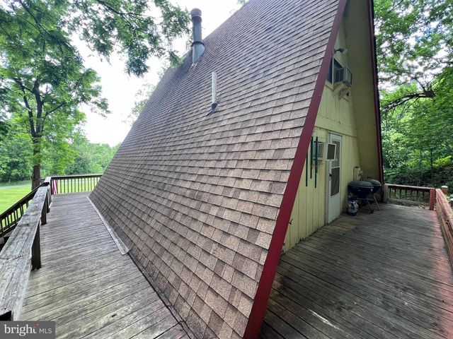 444 DEER MEADOW DR, Strasburg, VA 22657