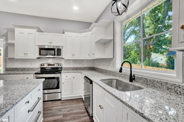 341 Ligon Street, Greenville, SC 29605