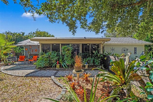 838 SPRING VIEW AVENUE NW, Port Charlotte, FL 33948