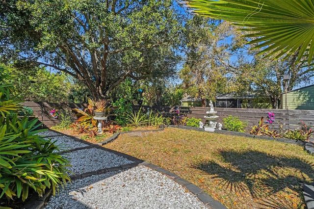 838 SPRING VIEW AVENUE NW, Port Charlotte, FL 33948