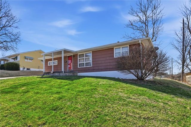 4323 Yecker Avenue, Kansas City, KS 66104