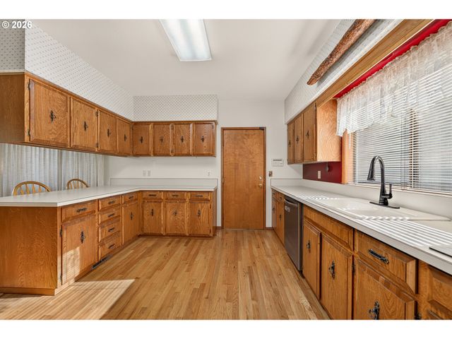 1180 Se VILLARD St, Mc Minnville, OR 97128