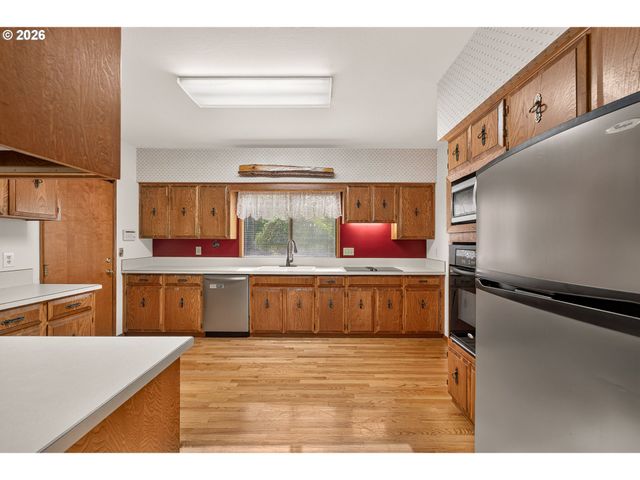 1180 Se VILLARD St, Mc Minnville, OR 97128