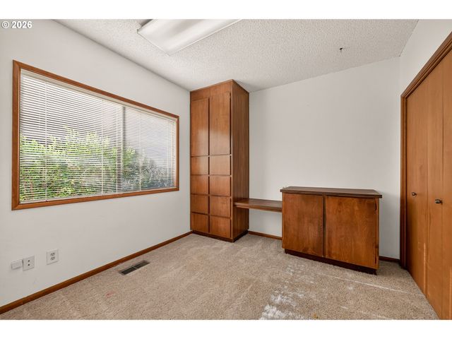 1180 Se VILLARD St, Mc Minnville, OR 97128