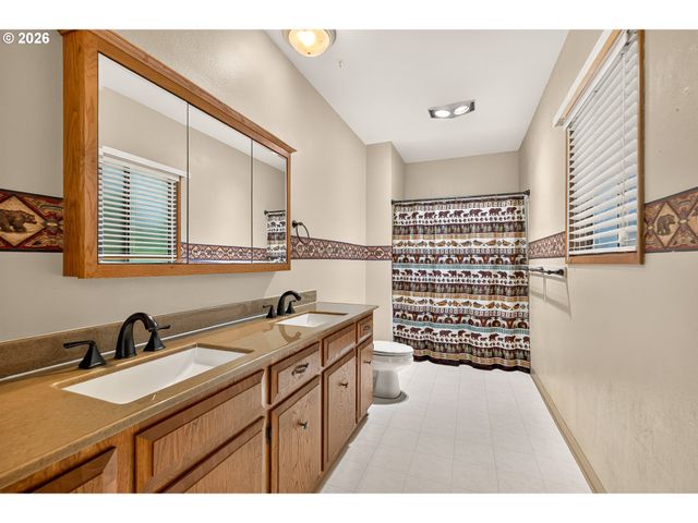 1180 Se VILLARD St, Mc Minnville, OR 97128