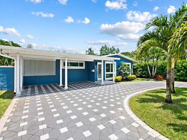 657 NW 30th Court, Wilton Manors, FL 33311