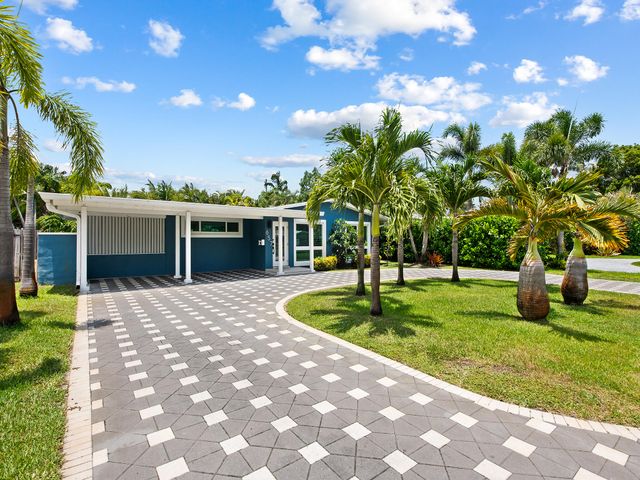 657 NW 30th Court, Wilton Manors, FL 33311