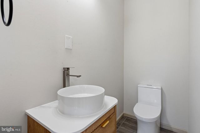 24035 & 24029 NEW MOUNTAIN RD, Aldie, VA 20105