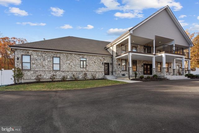 24035 & 24029 NEW MOUNTAIN RD, Aldie, VA 20105