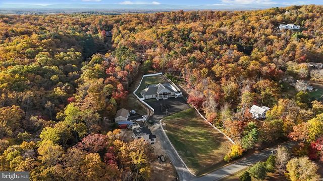 24035 & 24029 NEW MOUNTAIN RD, Aldie, VA 20105
