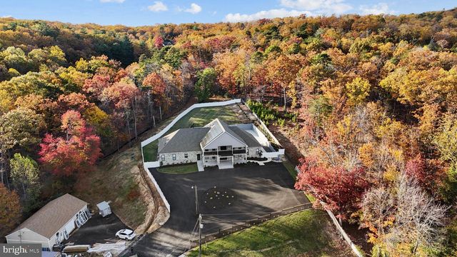 24035 & 24029 NEW MOUNTAIN RD, Aldie, VA 20105