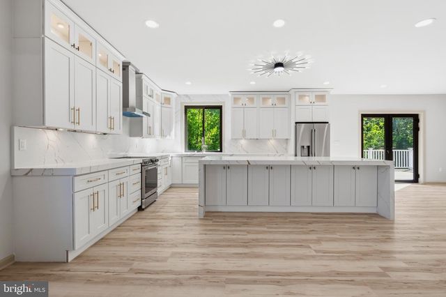 24035 & 24029 NEW MOUNTAIN RD, Aldie, VA 20105