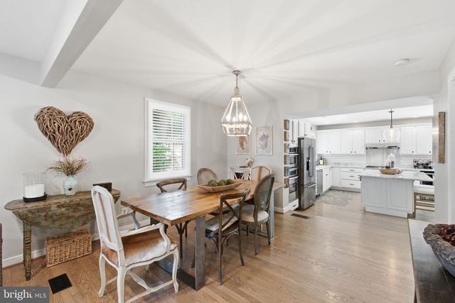 950 N LONGFELLOW ST, Arlington, VA 22205