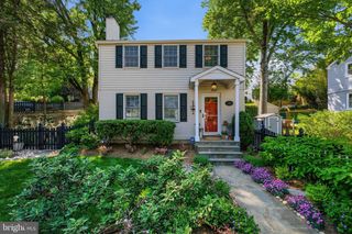950 N LONGFELLOW ST, Arlington, VA 22205