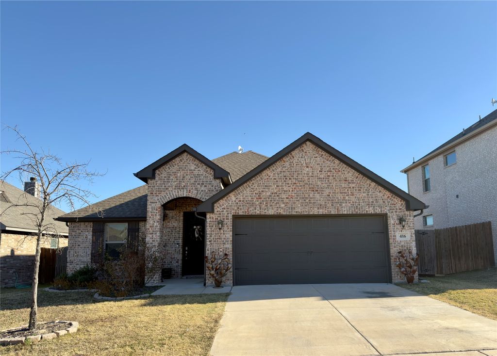 416 Paloma Street, Weatherford, TX 76087