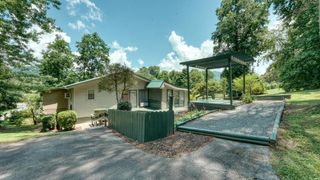 55 Chatuge Village Drive, Hayesville, NC 28904