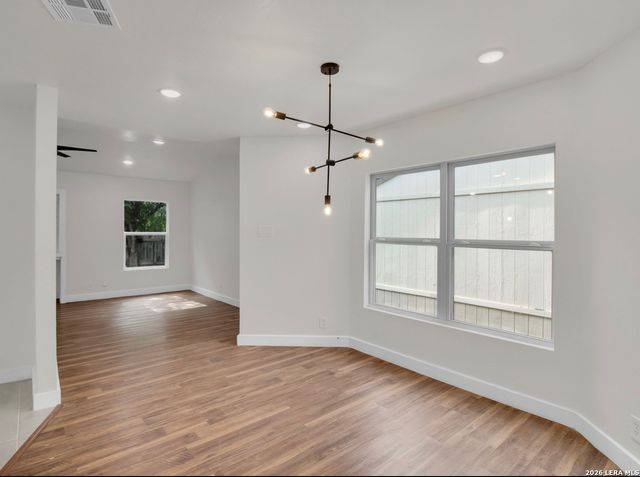 4014 SUNRISE CREEK DR, San Antonio, TX 78244