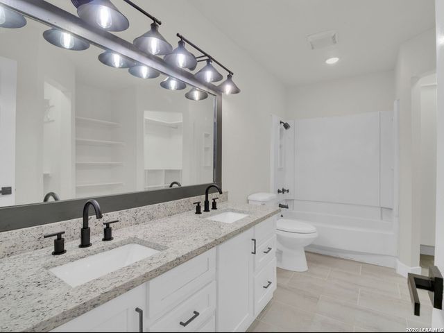 4014 SUNRISE CREEK DR, San Antonio, TX 78244