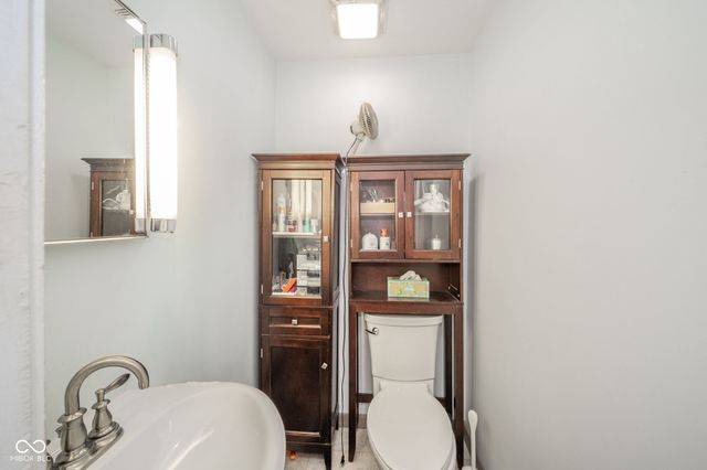 104 E Woodland Drive, Pendleton, IN 46064