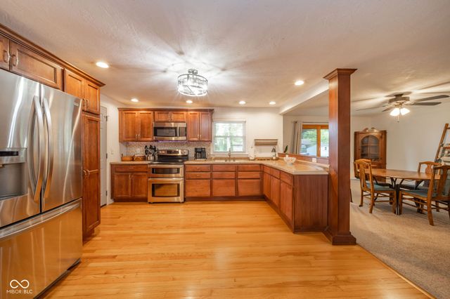 104 E Woodland Drive, Pendleton, IN 46064