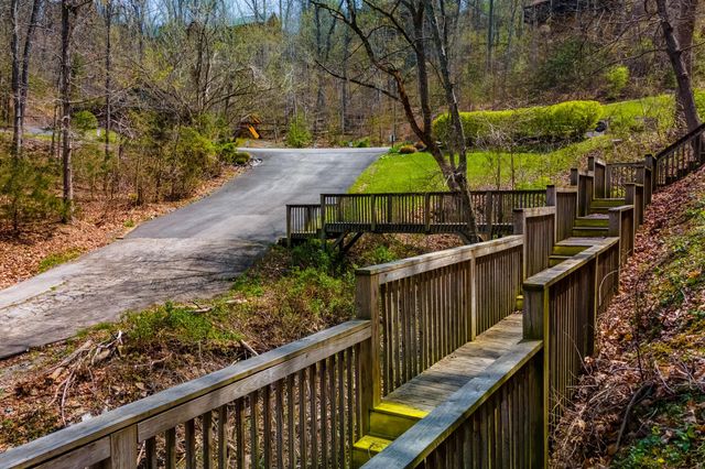 1134 Carroll Hill Lane, Sevierville, TN 37876