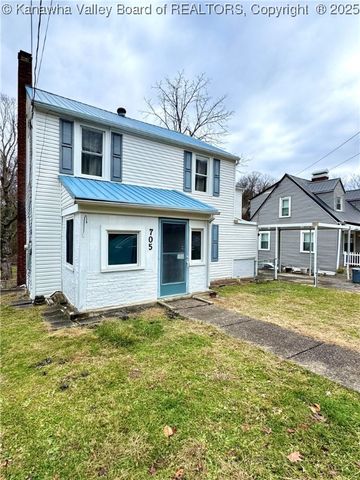 705 Glendale Avenue, South Charleston, WV 25303