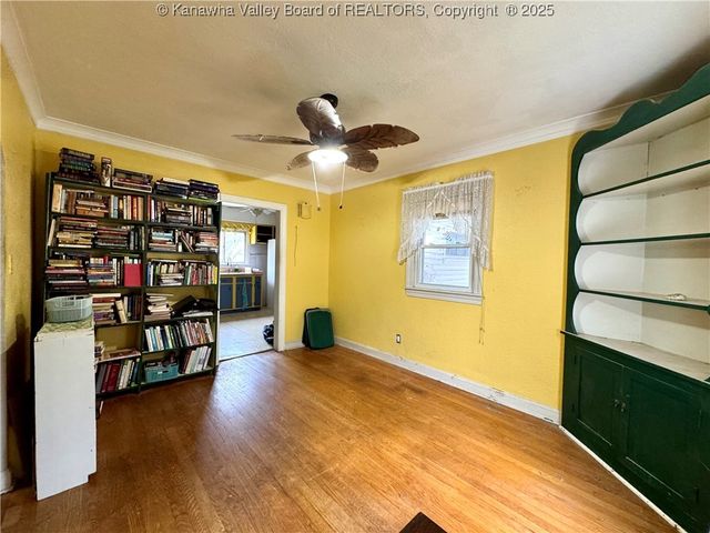 705 Glendale Avenue, South Charleston, WV 25303