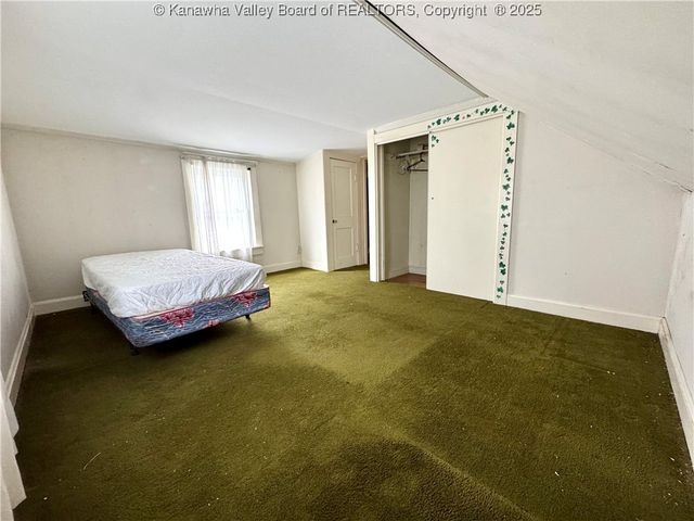 705 Glendale Avenue, South Charleston, WV 25303