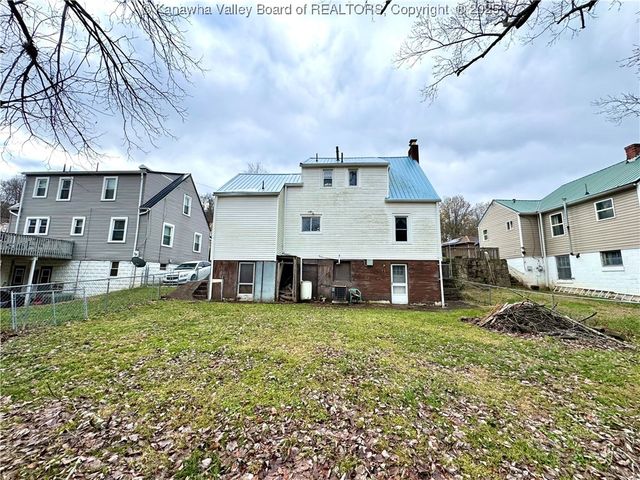 705 Glendale Avenue, South Charleston, WV 25303