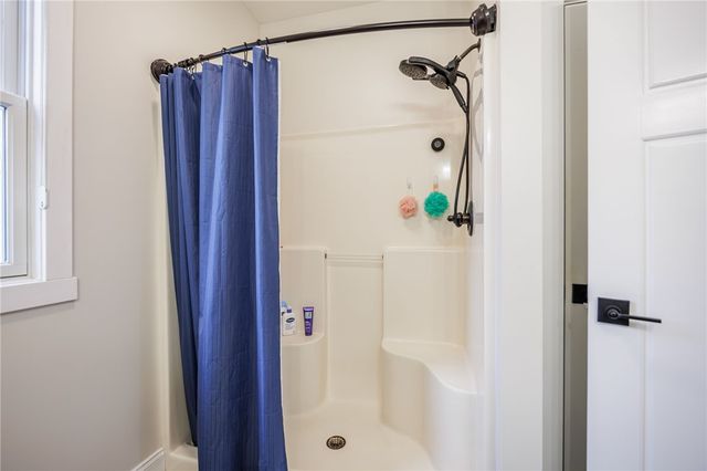 688 Cottage Brook Lane, Webster, NY 14580