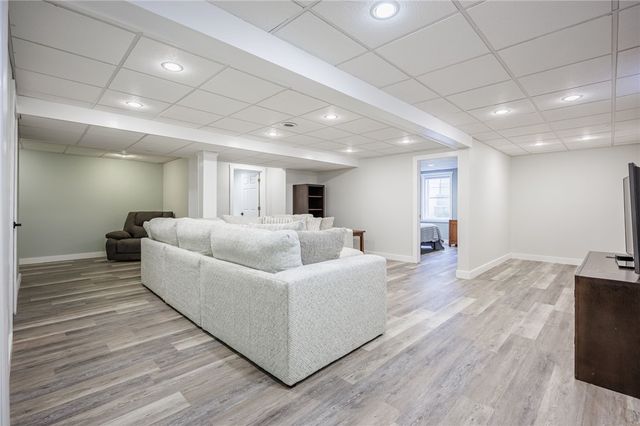 688 Cottage Brook Lane, Webster, NY 14580