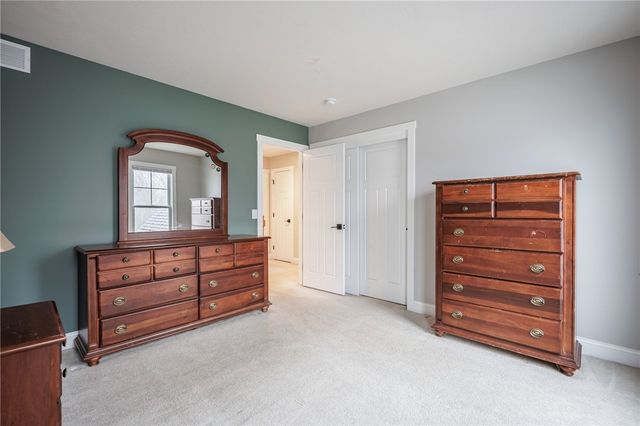 688 Cottage Brook Lane, Webster, NY 14580