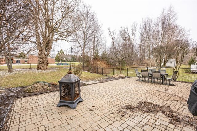 688 Cottage Brook Lane, Webster, NY 14580