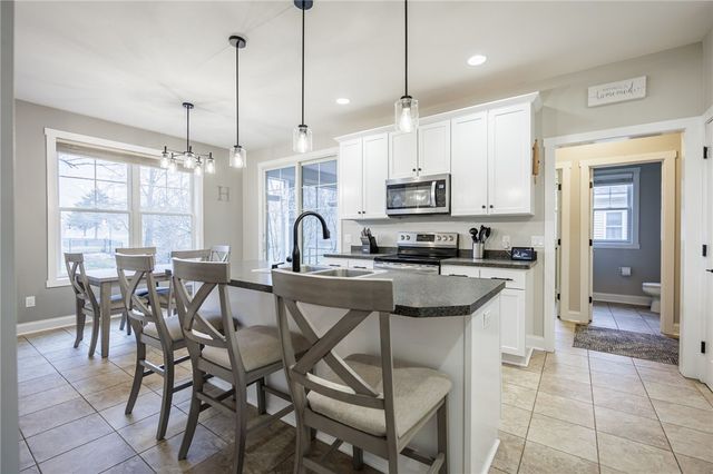 688 Cottage Brook Lane, Webster, NY 14580