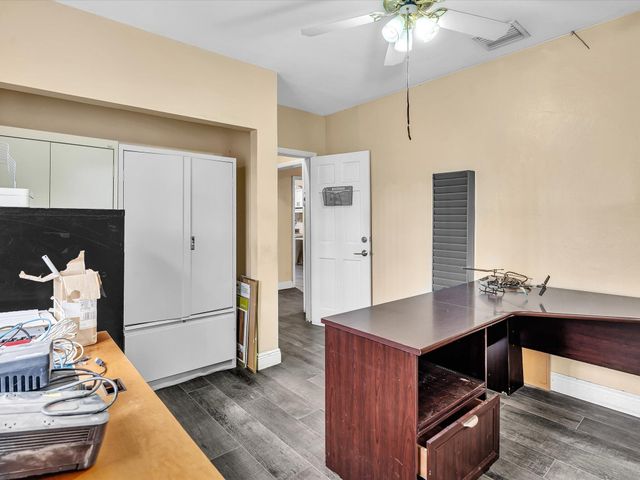 4901 SW 51st Street, Davie, FL 33314