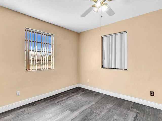 4901 SW 51st Street, Davie, FL 33314