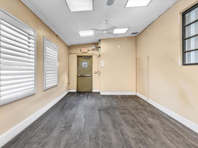 4901 SW 51st Street, Davie, FL 33314