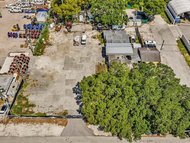 4901 SW 51st Street, Davie, FL 33314